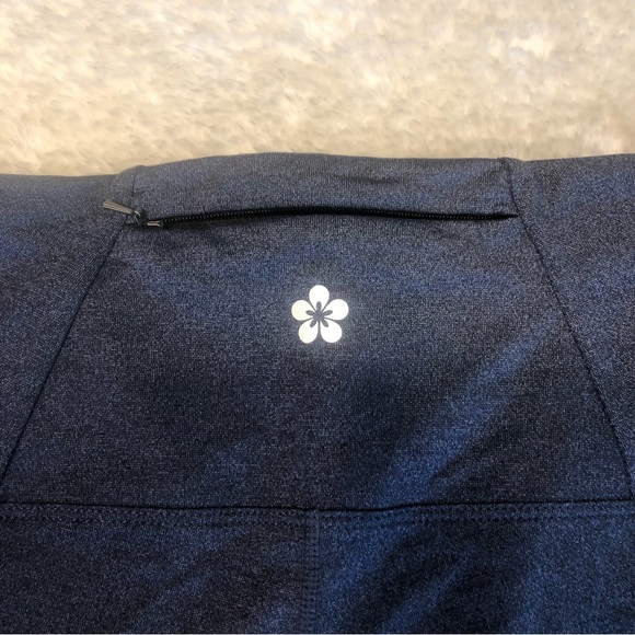 TUFF ATHLETICS Yoga Pants - Picture 5 of 10